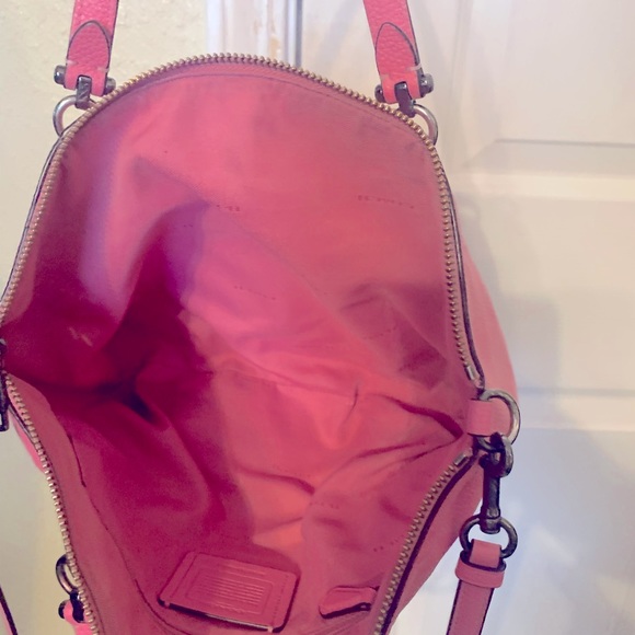 Coach purse. Beautiful hot pink color with zipper open top. - Picture 5 of 5
